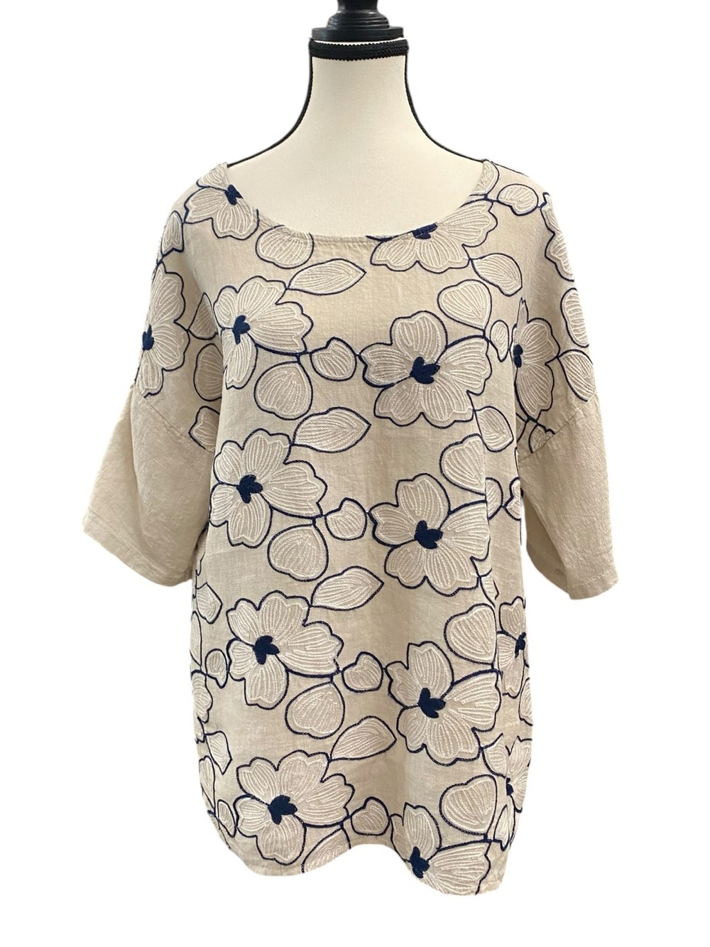 100% Linen Floral Embroidered Short Sleeve Top - Cream/Navy Size L